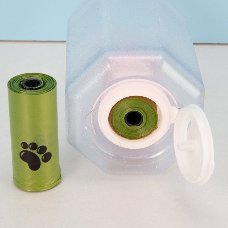 The "3-in-1 Pet Bottle" Serves As a Drink Container, Food Dispenser &  Outdoor Cleaning Little MasterSeal & Leak Proof